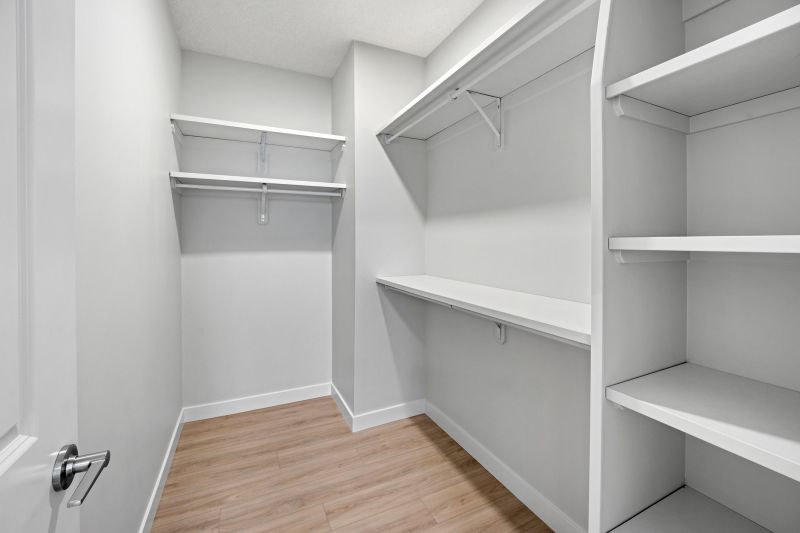 Walk In Closet Installation